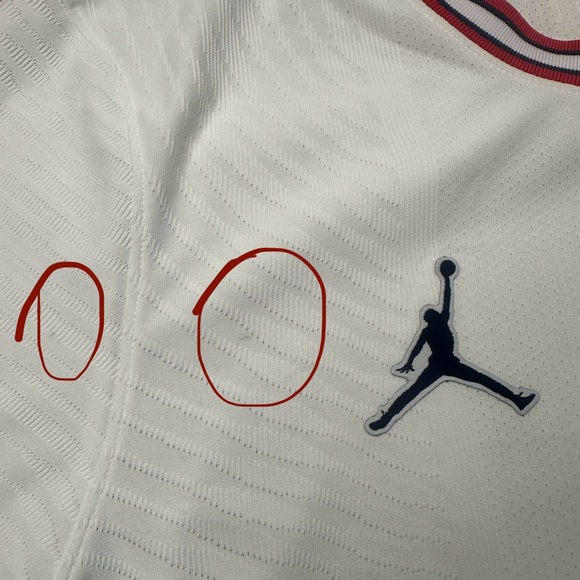 NWT Air Jordan Paris Saint-Germain Player Edition 2021 Season Sports Medium - Picture 5 of 14